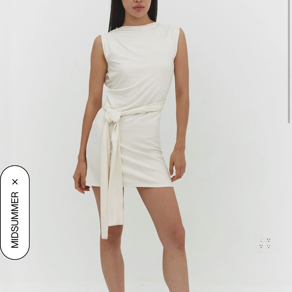 Find Me Now the Label XS Beatriz